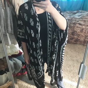 Black and White Printed Kimono
